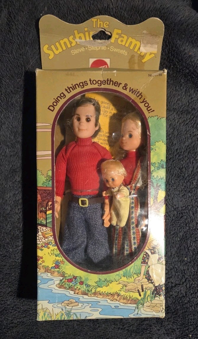 In Box Mib 7739 Steve Stephie Sweets