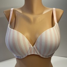 Victoria  s Secret 38 B T-Shirt Push Up Full Coverage . NWOT