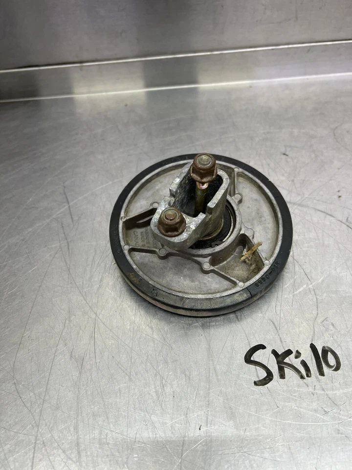 Ski-Doo Mxz Formula 500 rojo OEM montaje de cojinete de rueda loca exterior delantera 570066632 Foto 4 de 4