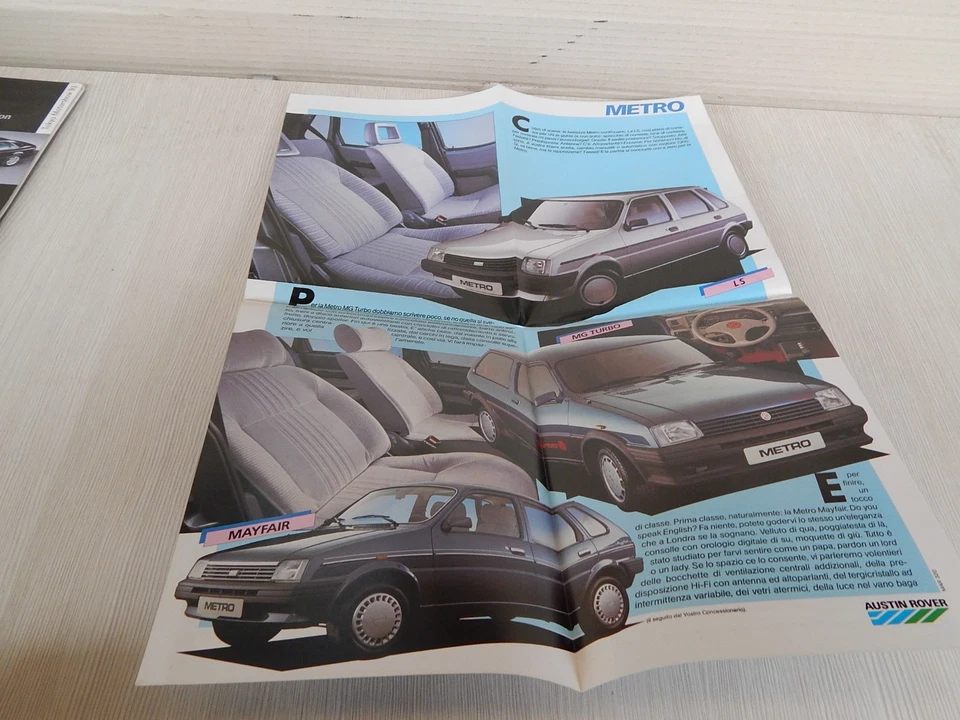 DEPLIANT ORIGINALE AUSTIN ROVER MG METRO TURBO E NORMALI BROCHURE PROSPEKT - Immagine 2 di 4