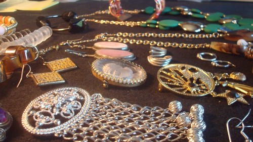 Vintage Kostüm Schmuck Set - Ohrringe Halskette Brosche Armband - Strass #1 - Bild 20 von 21