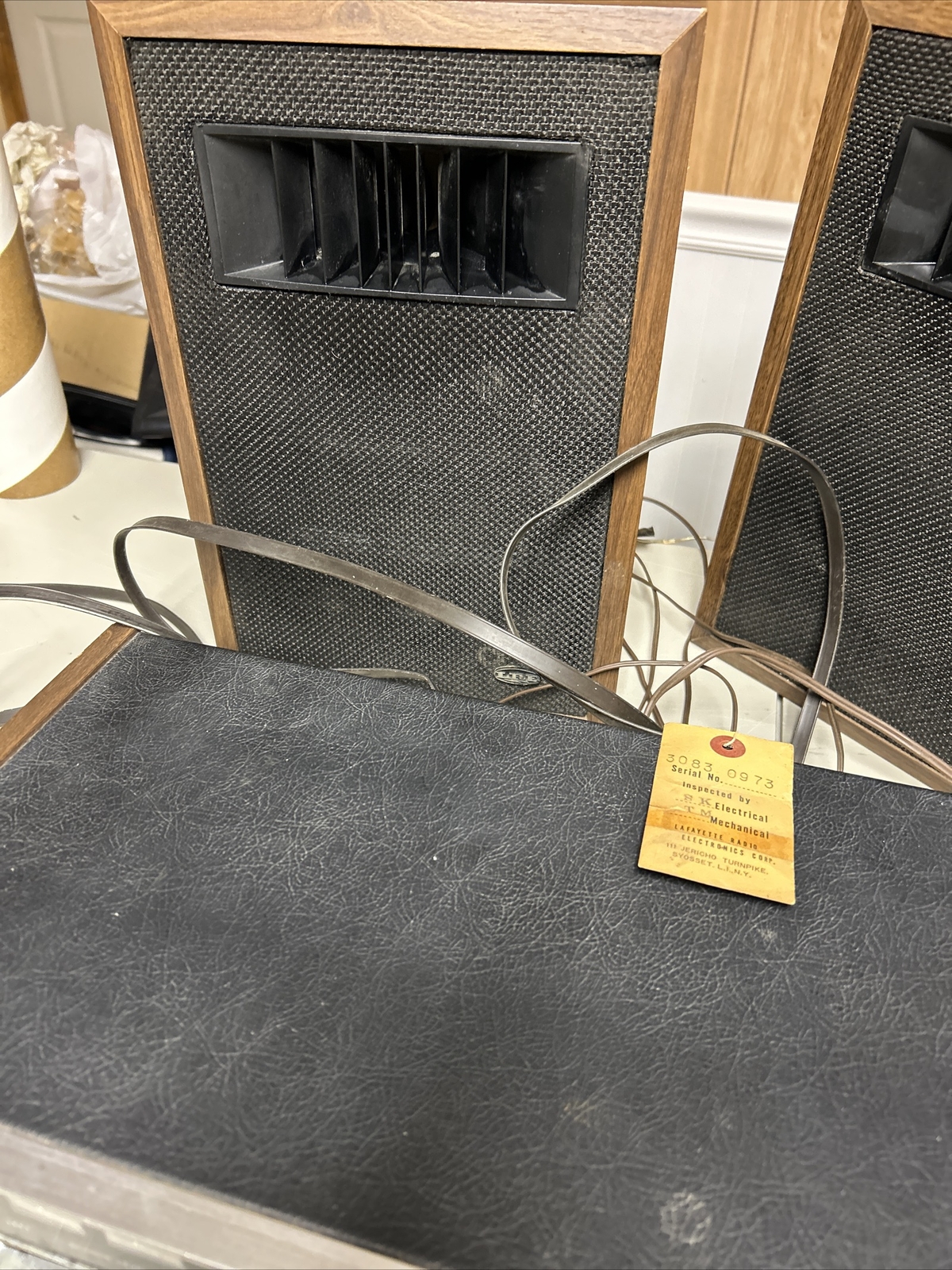 Lafayette SR80 8Track Stereo Player/RECORDER With 2 Lafayette Xl 44