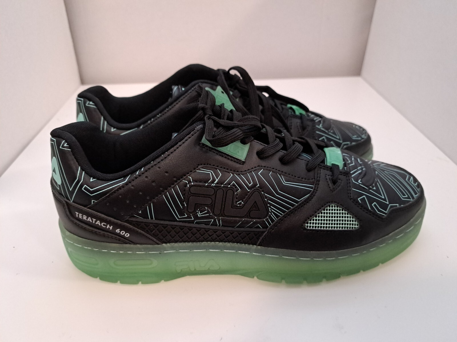 fila teratach 600 glow in the dark