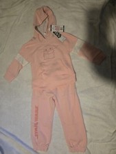 Star Wars The Mandalorian Girl's Hoodie Sweatshirt  Jogger Pant Set 4T