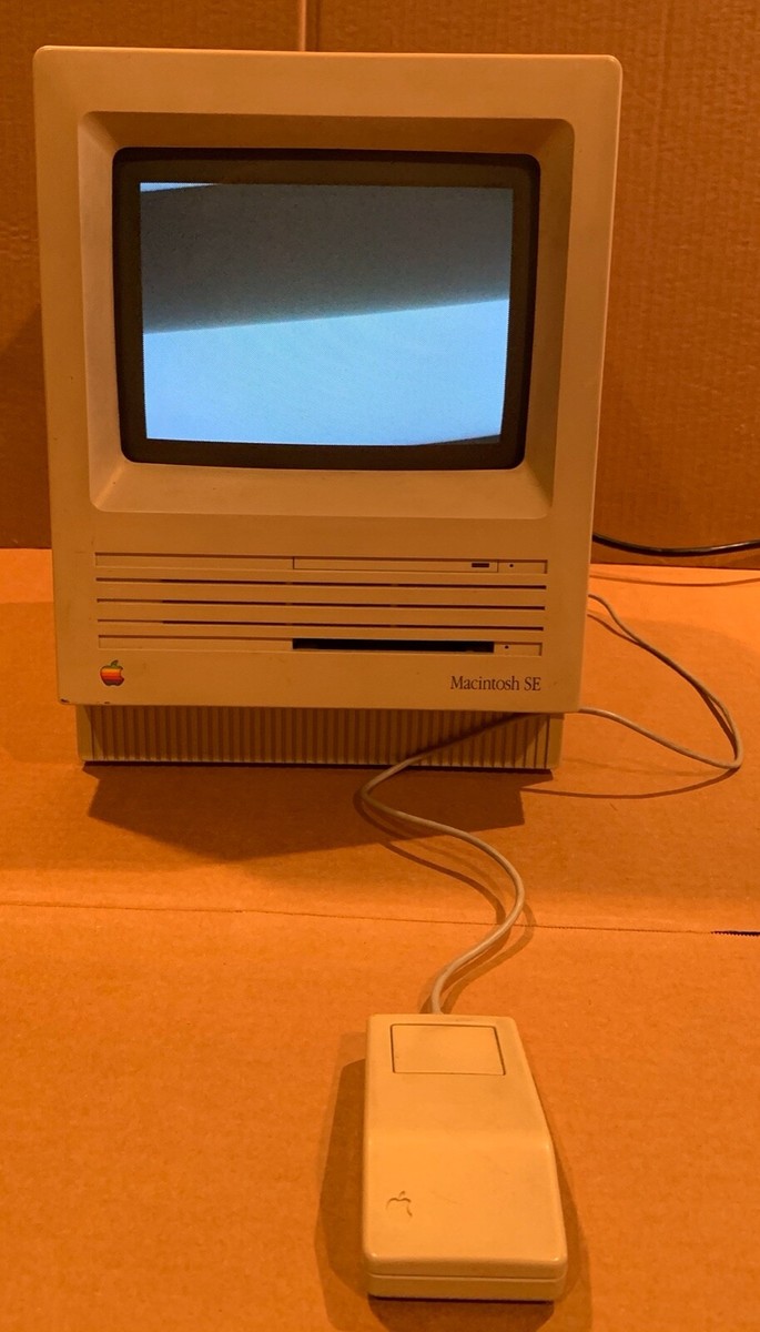 動作品☆アップル マッキントッシュ SE☆M5011 キーボード マウス Vintage Apple Macintosh SE Computer, Keyboard, Mouse, It All