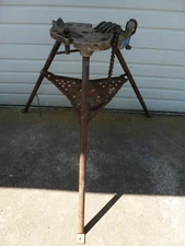 Ridgid 450 Tristand Portable 1/8” to 5” Pipe Chain Vise Tripod Folding