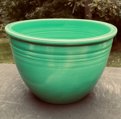 Vintage Fiesta #4 Mixing/Nesting Bowl Original Green 7-3/4" Rings