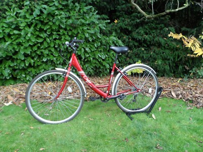 Apollo Bikes 28 Inch Bike Halfords Women's Grey Apollo Hybrid Bike