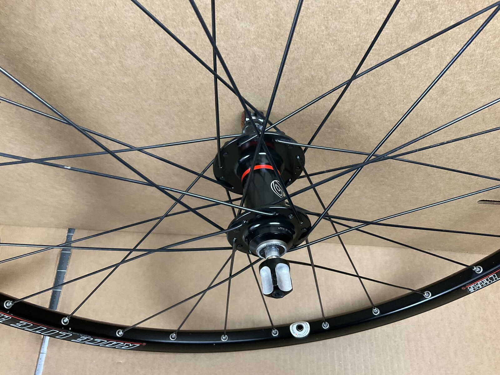 Bontrager Race Lite Tubeless 26” Rims w/DT Swiss Disc Hubs & Spokes MTB