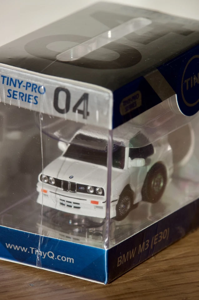 Pequeño Q BMW M3 E30 Alpine Blanco Nuevo Q Diecast Modelo Coche Escala Q Foto 3 de 4
