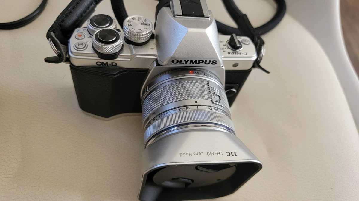 Olympus OM-D E-M10 Mark II Digital Cameras for Sale - Shop New