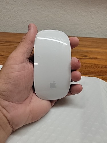 Véritable souris sans fil Bluetooth Apple Magic Mouse 1 A1296 - (Blanc)