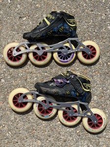Pinnacle Racing size 4 youth custom Batman Speed Skates 4x100mm