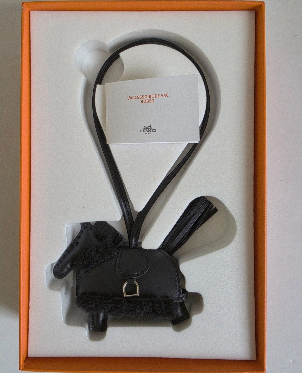 HERMES HERMÈS RODEO ROBEO PLUSH PM CHARM noir/noir/noir/noir