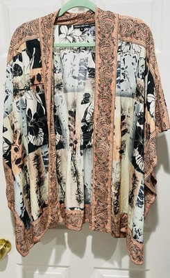 Tolani Collection Women's Floral Open Front Kimono Size Medium Multicolor Used