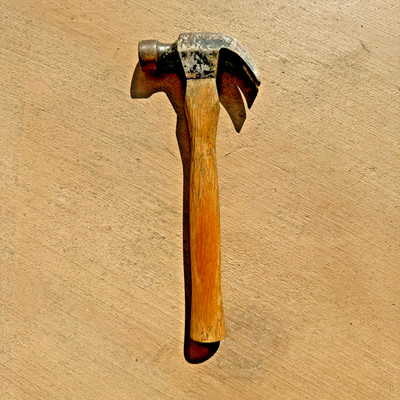 Vintage 13 Inch Tapered Nail 2 lb Head Puller Face Neck Wood Handle