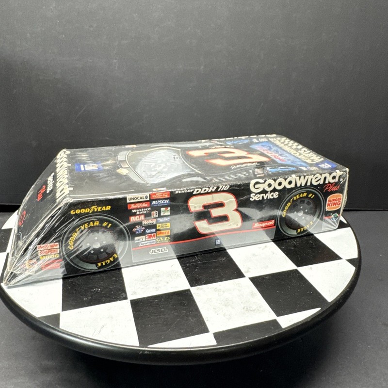 Dale Earnhardt GM Goodwrench SEALED Signature Dunlop DDH 110 Golf Balls