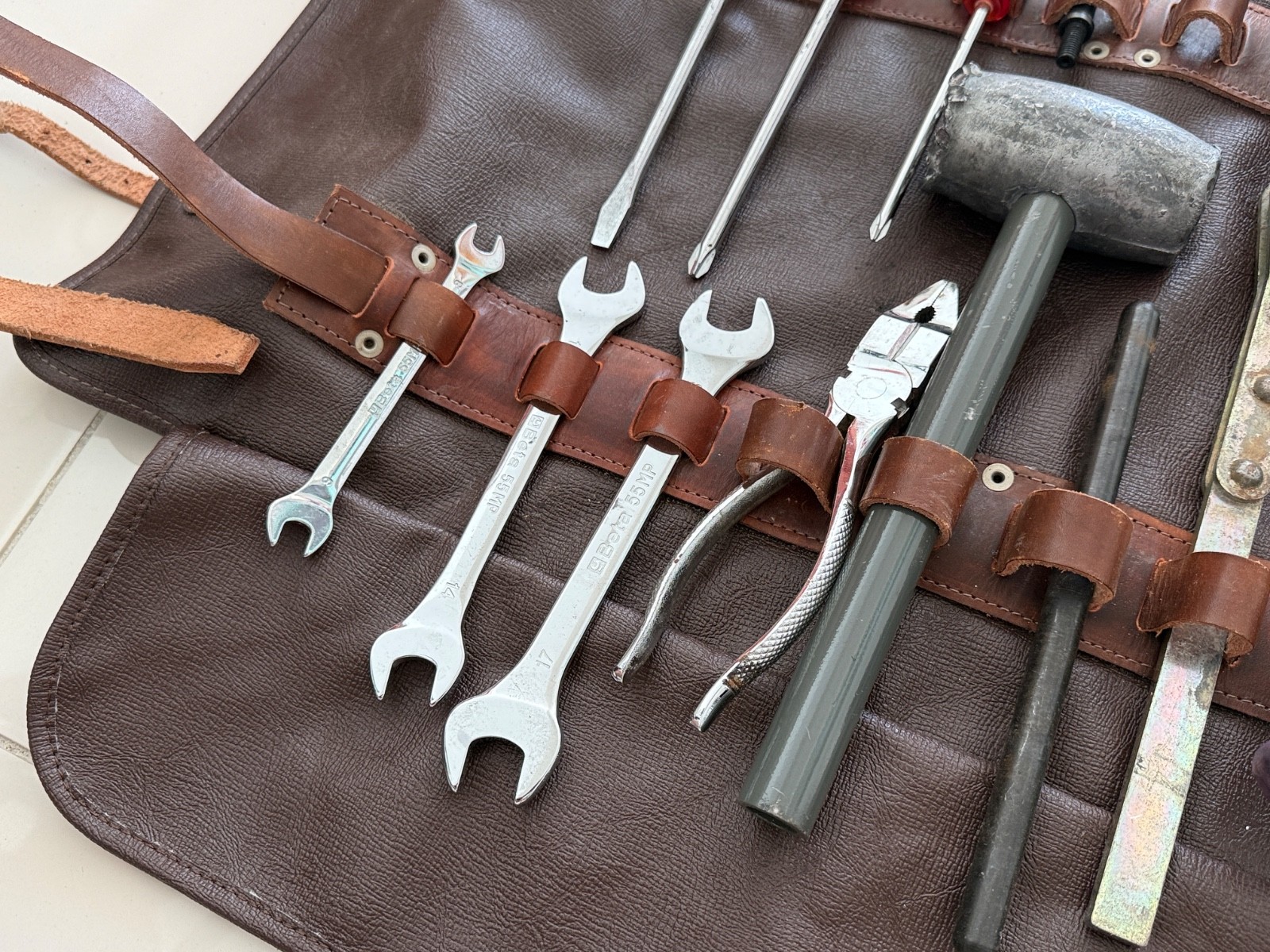 Ferrari 330 GT / 365 GTC GT 2+2 Tool Kit