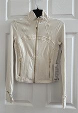 New Lululemon Define Cropped Jacket Nulu Sz6 Light Ivory/Gold-LW3HYQS LTIV/GOLD