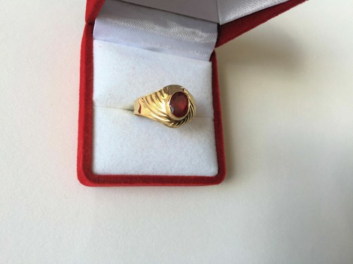 Anillo de piedras preciosas rojas ovaladas de oro amarillo liso de 14 K talla 6,5 - Imagen 3 de 6