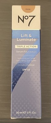 No7 Lift & Luminate Triple Action Serum Foundation SPF15 HONEY 30ml Neu in OVP