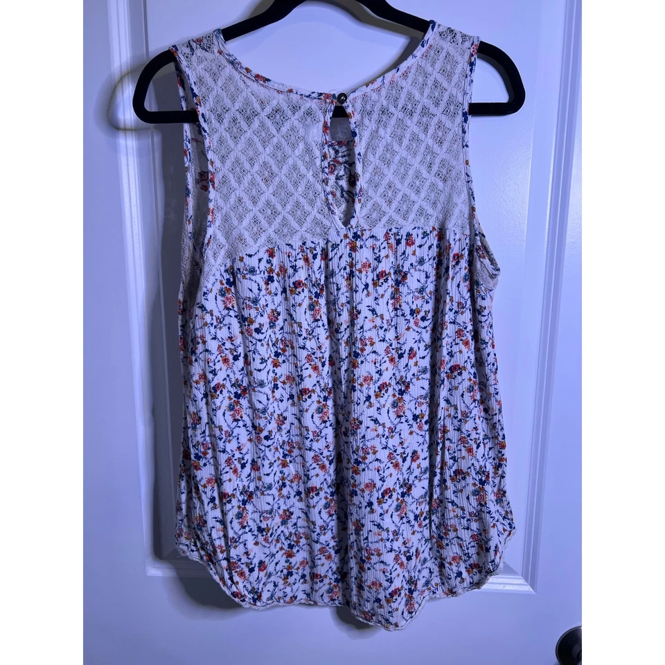 Blusa sin mangas Xhilaration bordada floral de encaje XL Boho Cottagecore Foto 2 de 4