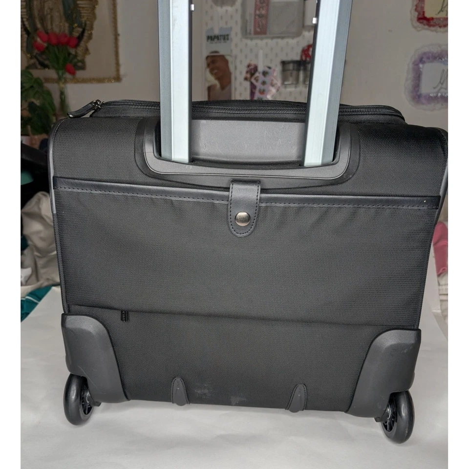 Delsey Paris Helium DLX 2 Wheel Under Seater Luggage  - Image 2 of 4