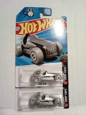2 Lot 2026 Hot Wheels Drop Tops Series Pass 'N Go Car - 90 Years of Monopoly 1/5
