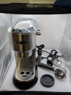 De'Longhi Dedica EC 685 M Espressomaschine Siebträger Dampfstab Milchaufschäumer