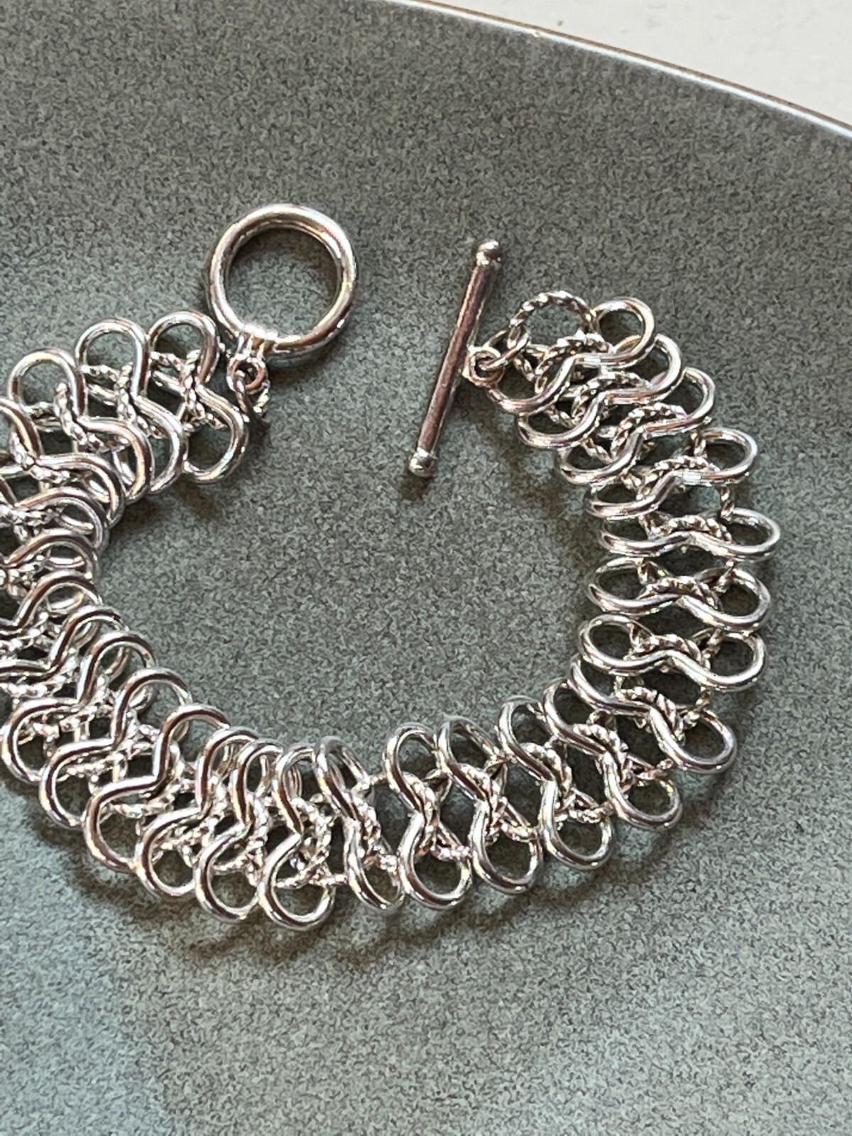 Unique Silvertone Infinity Loop Link Bracelet – 7… - image 4