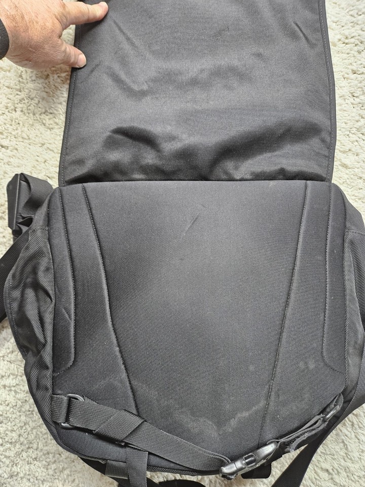 THE NORTH FACE Messenger Bag/Laptop/ Tote/ Shoulder Bag Computer VERY