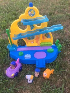 fisher price bubble guppies toys