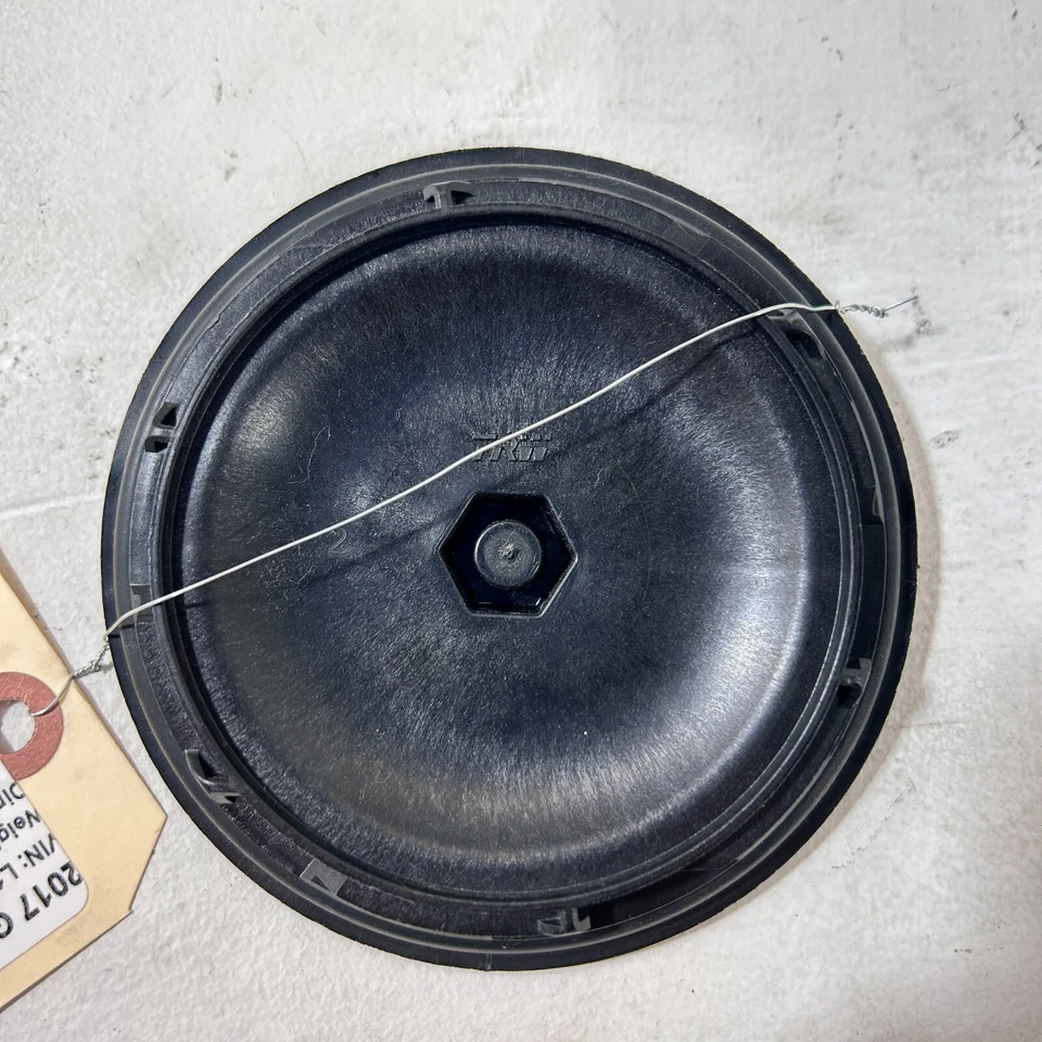 Cubierta de acceso a bombilla de faro delantero conductor o pasajero GMC Terrain 2018-2021 OEM Foto 4 de 4