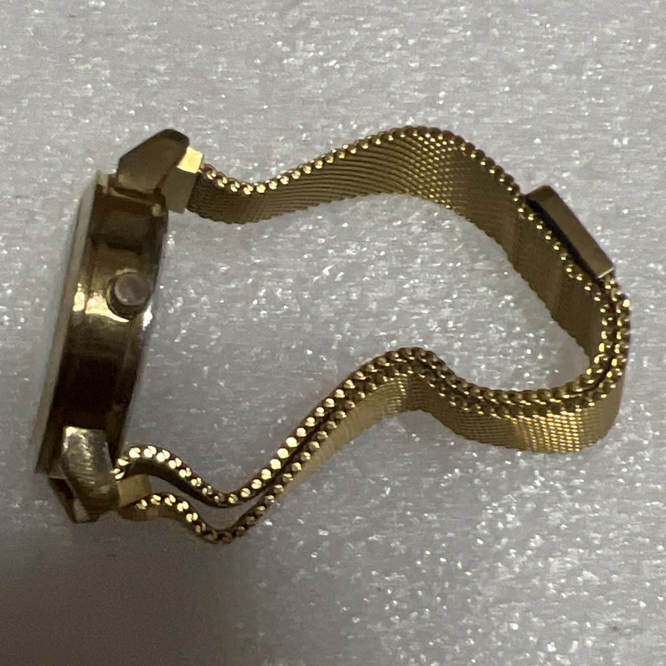 Reloj de cuarzo Burberry  Foto 2 de 4