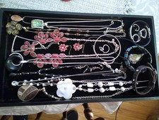 Vintage and Modern Costume Jewelery Lot 21 Pieces