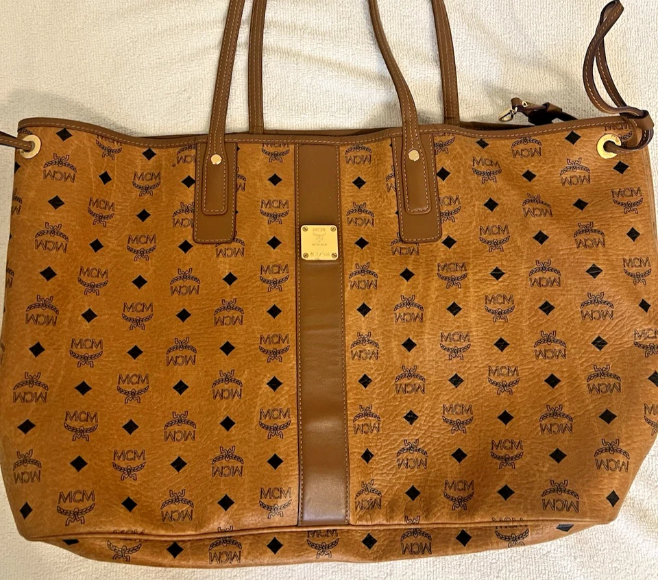 Authentic MCM Large Reversible Liz Shopper Tote Bag in Cognac w/ Clutch Set - Image 3 of 4