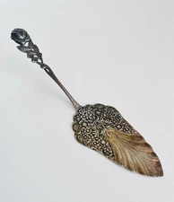 Antique Antiko 100 Silverplate Rose Handle Cake PIE SERVER~Ornate Floral Design