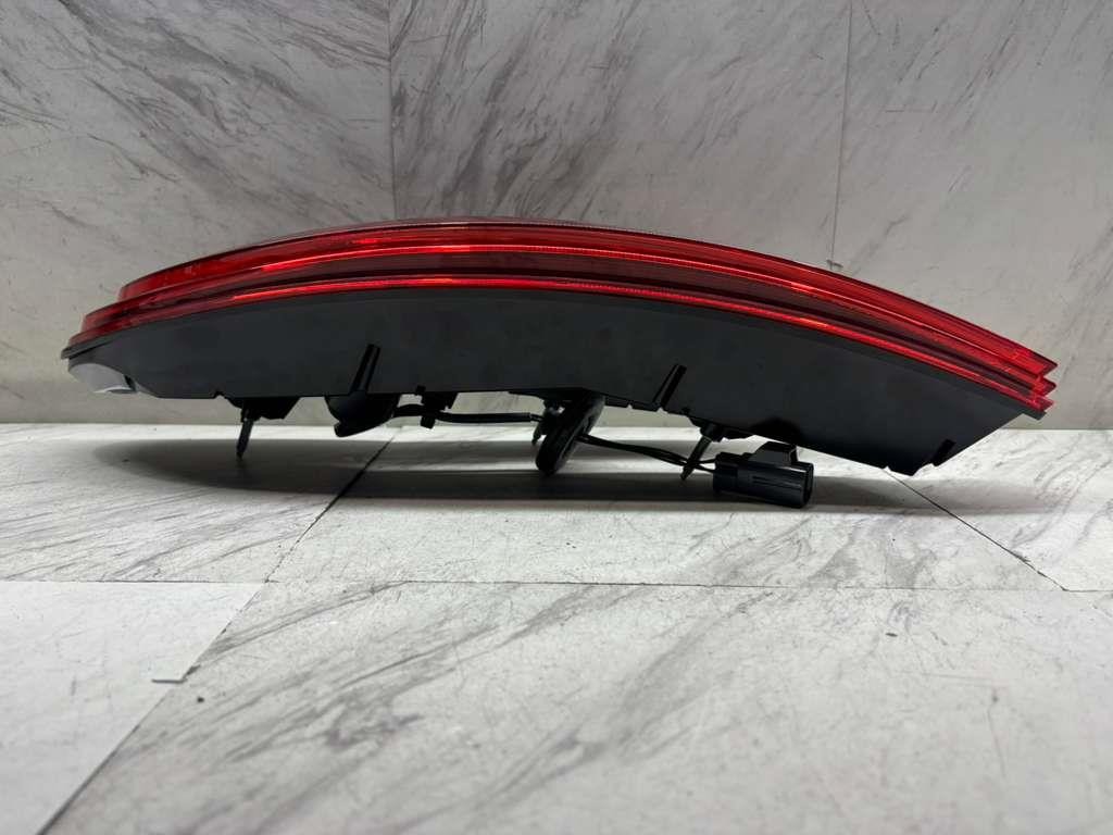 2017 2023 ASTON MARTIN DB11 TAIL LIGHT OEM LH LEFT DRIVER SIDE LED HY53-13405-BD