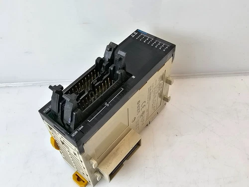 OMRON  CJ1W-MD233  FREE EXPEDITED SHIPPING