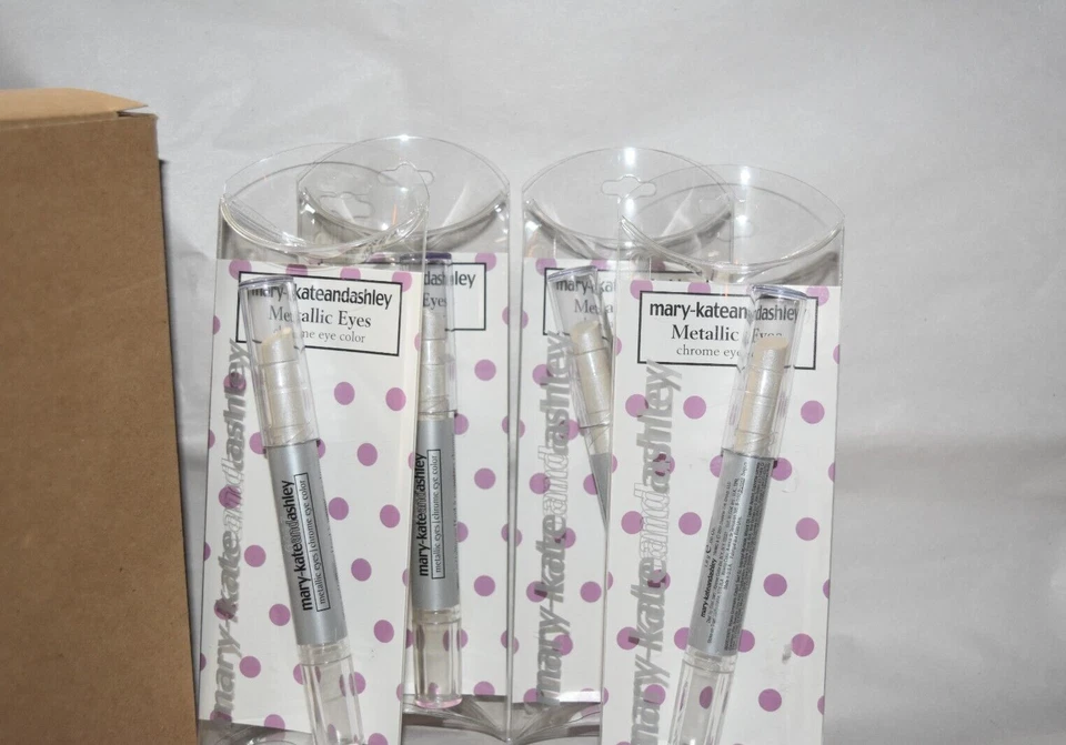 4x NUEVO EN CAJA Mary Kate & Ashley Ojos Metálicos Cromo Color de Ojos Foto 2 de 4
