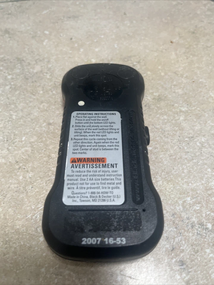 Black & Decker Stud Sensor/Finder w/ LED Indicators, Part #: SF100 - Image 2 of 3