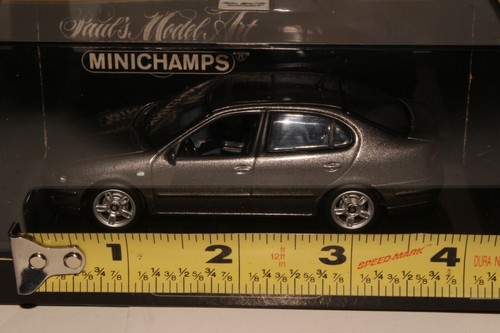 Minichamps 1999 Seat Toledo Sedan, Steel Gray 1/43 Scale - Picture 5 of 5
