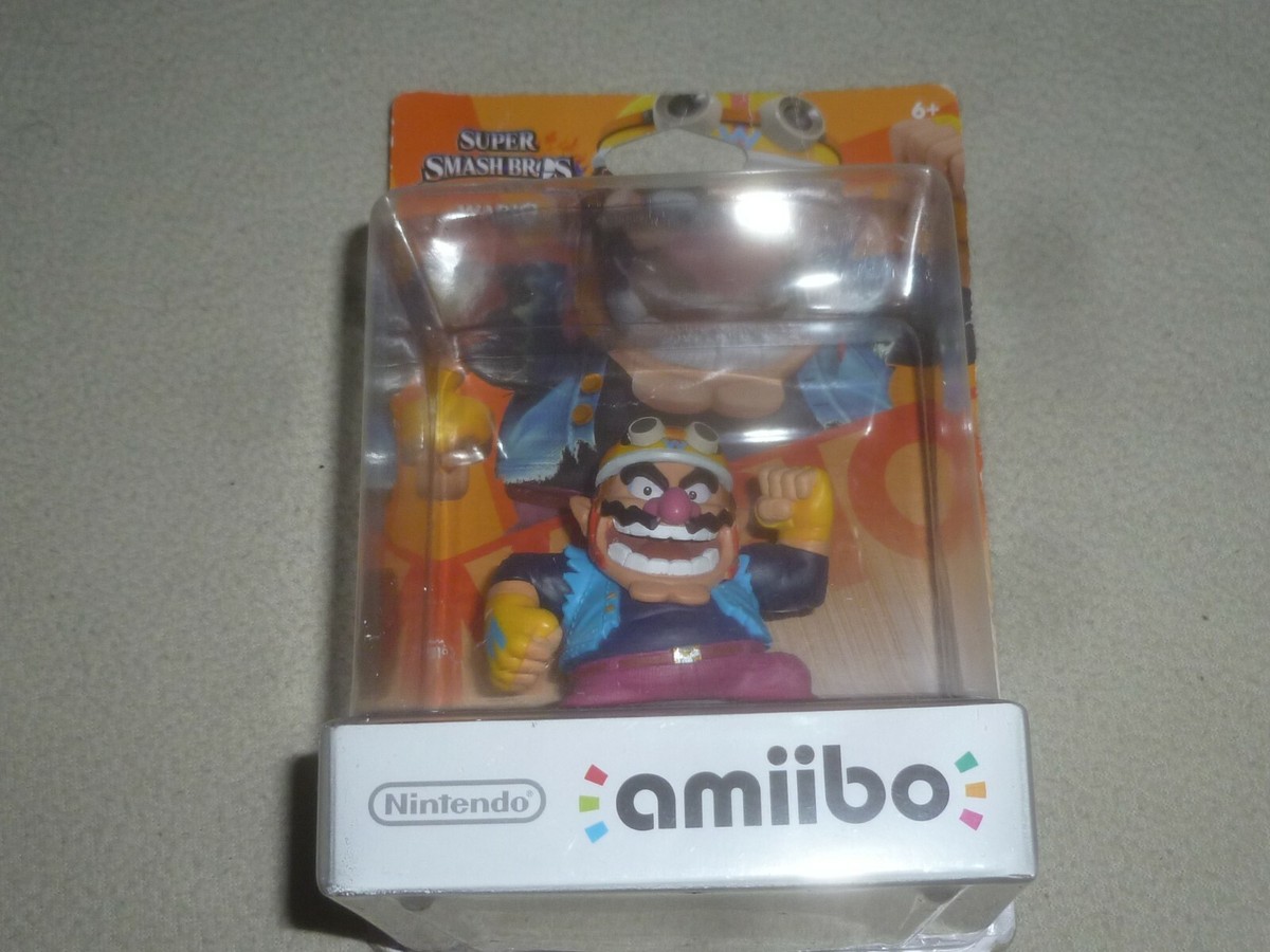 NEW ON CARD NINTENDO AMIIBO FIGURE SUPER SMASH BROS WARIO Wii U