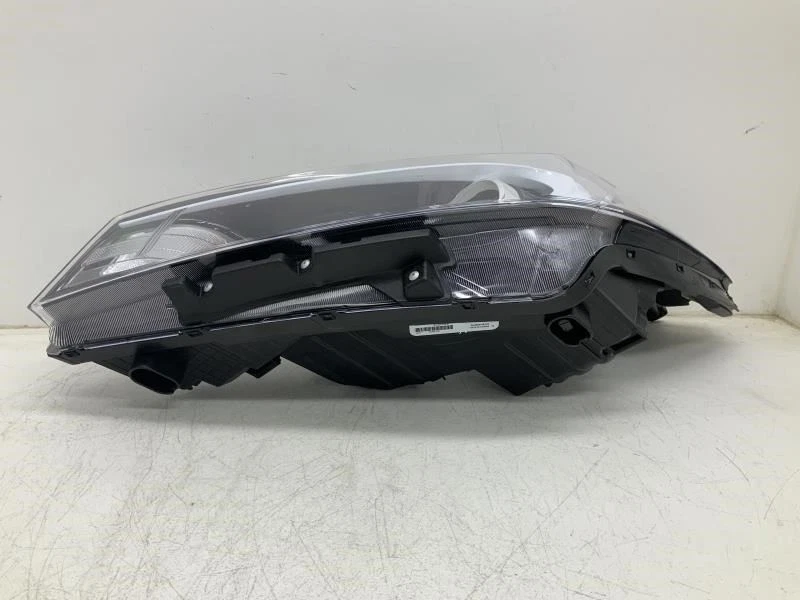 2017-2018 Kia Forte Driver Side Halogen Headlight Assembly CAPA Foto 4 de 4