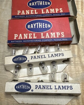 11 - Raytheon Panel Lamps Bulbs No. R47 NEW OLD STOCK