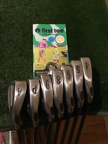 Callaway S2H2 USA Eisen Set 4-GW (no 7 Eisen) feste Graphitschäfte