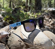 New Spy Optic Helm Sunglasses Black Frame Blue Mirror Lense UV400 Mens Women  s