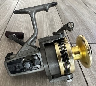 Vintage Daiwa BG30 Fishing Spinning Reel Made in Japan