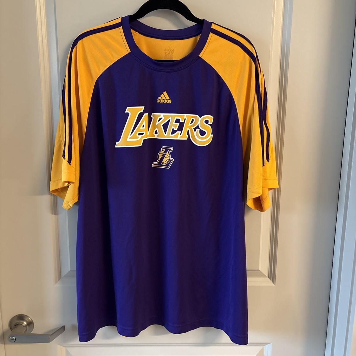 Adidas LA Lakers Basketball Warm Up Shirt NBA Sport Fan Active Gym