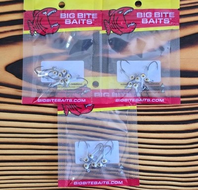 (18) Big Bite Baits BBJ Elite Jig Head 1/32 oz 3D Eye Sickle Hook Wire Keeper